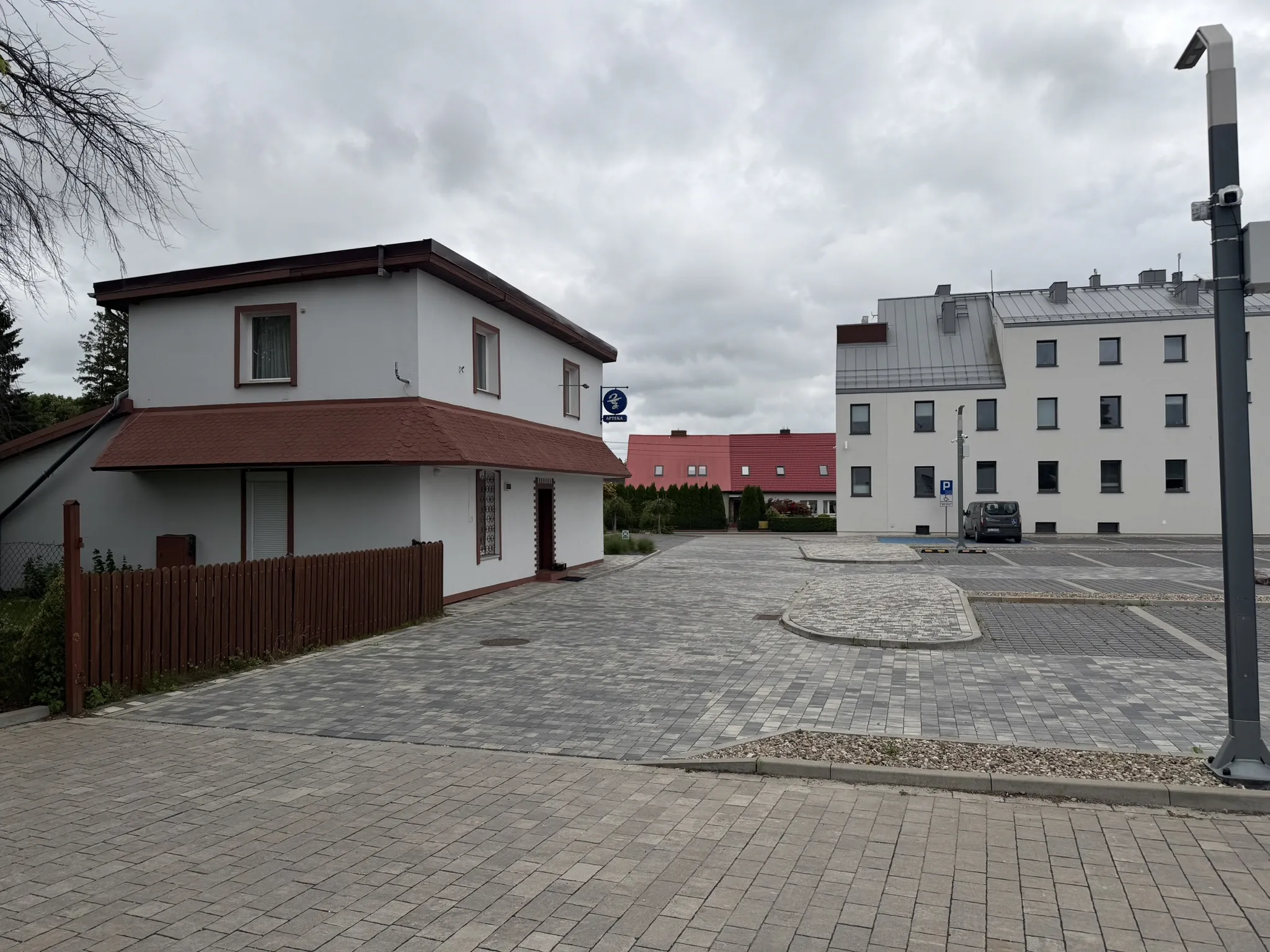 Budynek apteki - Zdjęcie 7